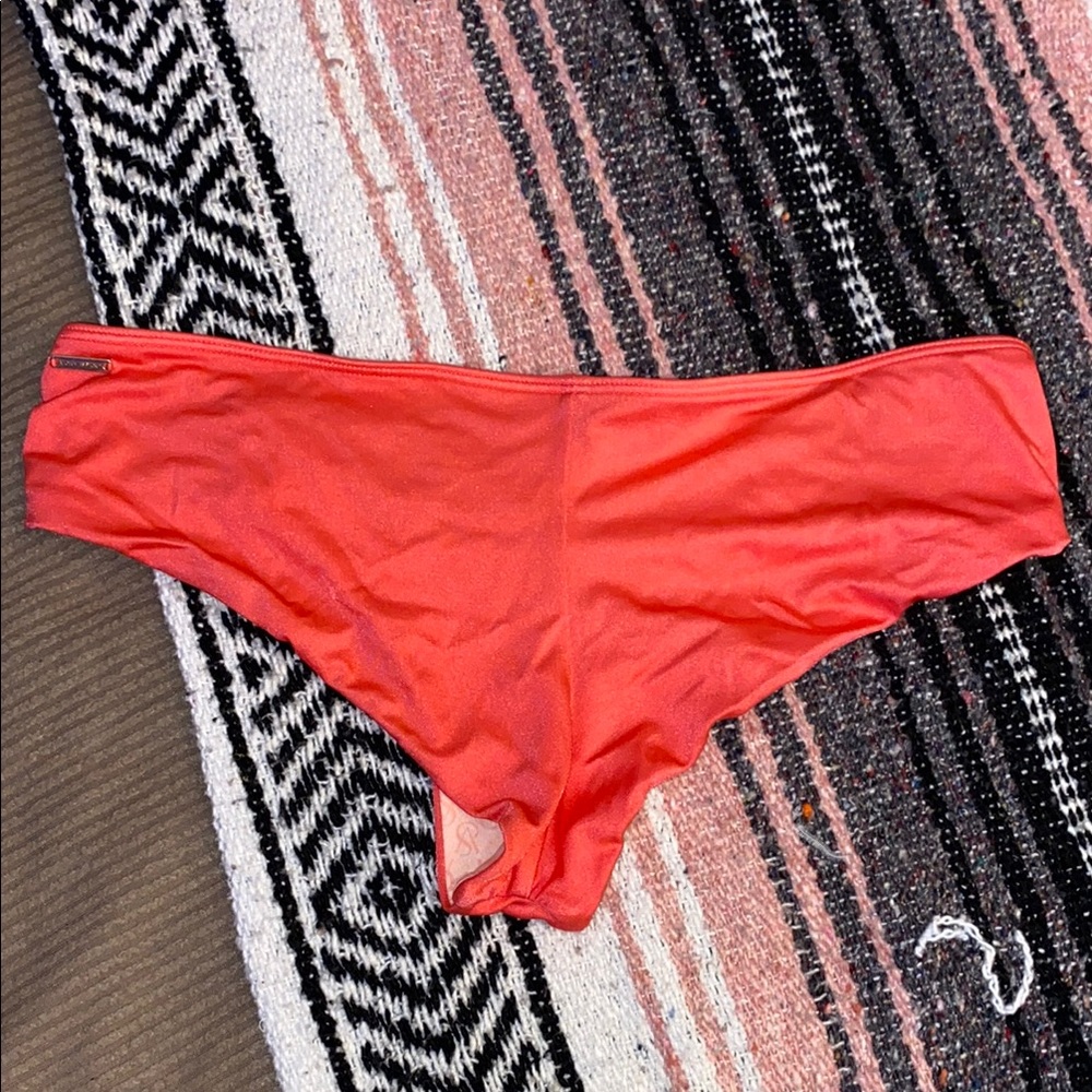 Victoria's Secret Pastel pink Bikini Bottom with Gold Details - Picture 3 of 4